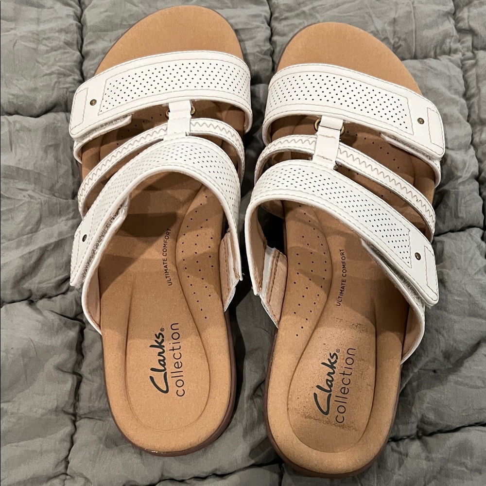 Clarks Collection Cream Sandals for Women